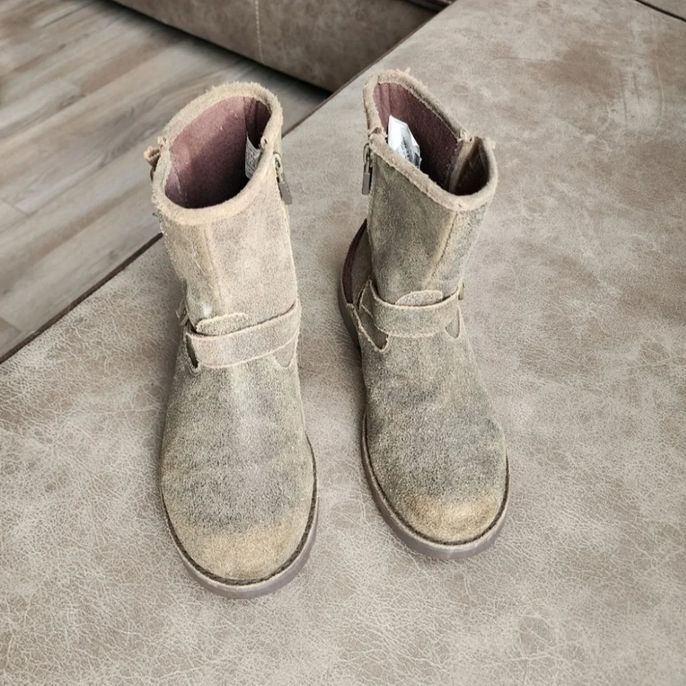 UGG Bomber Teak Harwell Suede Bomber Boots Size 6